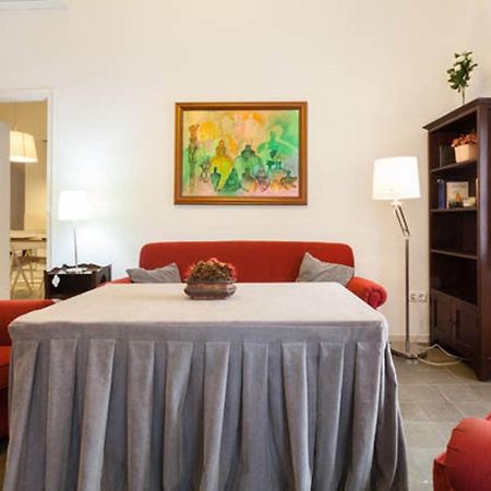 Apartamentos Rg Arenal Sevilha Quarto foto
